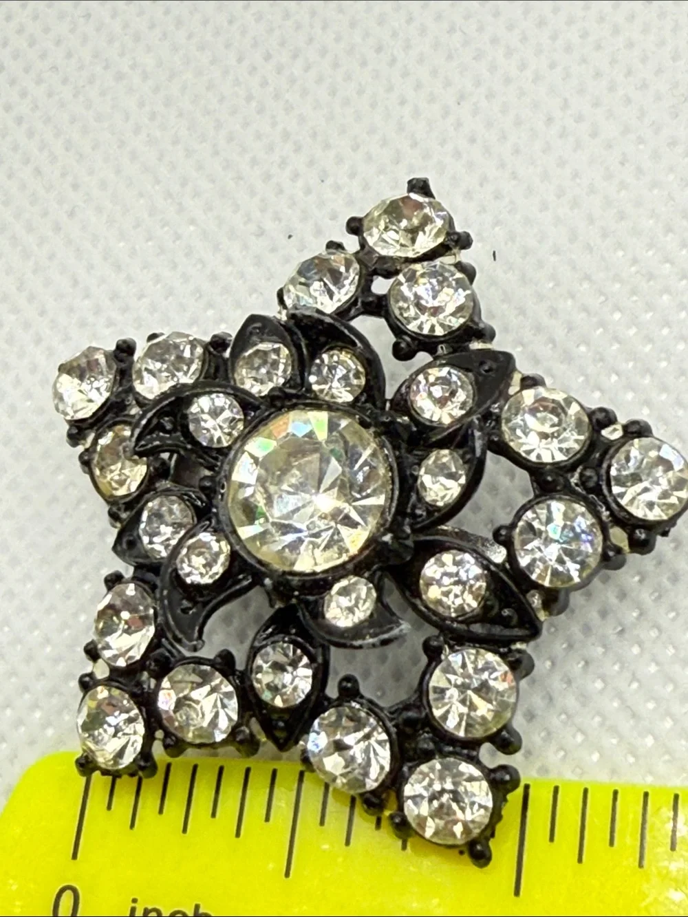 Vintage Starburst  Star rhinestone Pin Brooch - Black Metal unusual piece